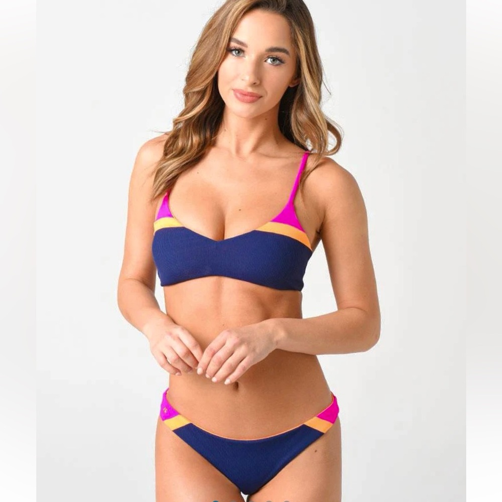 NWOT Maaji Reversible Colorblock Ribbed Bikini - Picture 3 of 4